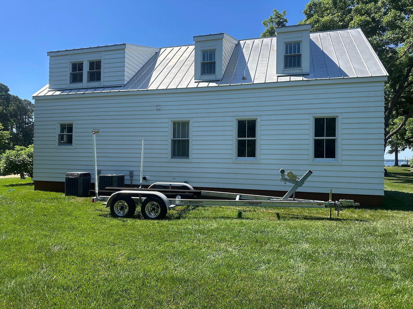 A after photo of a house cleaning job in Gloucester, VA.