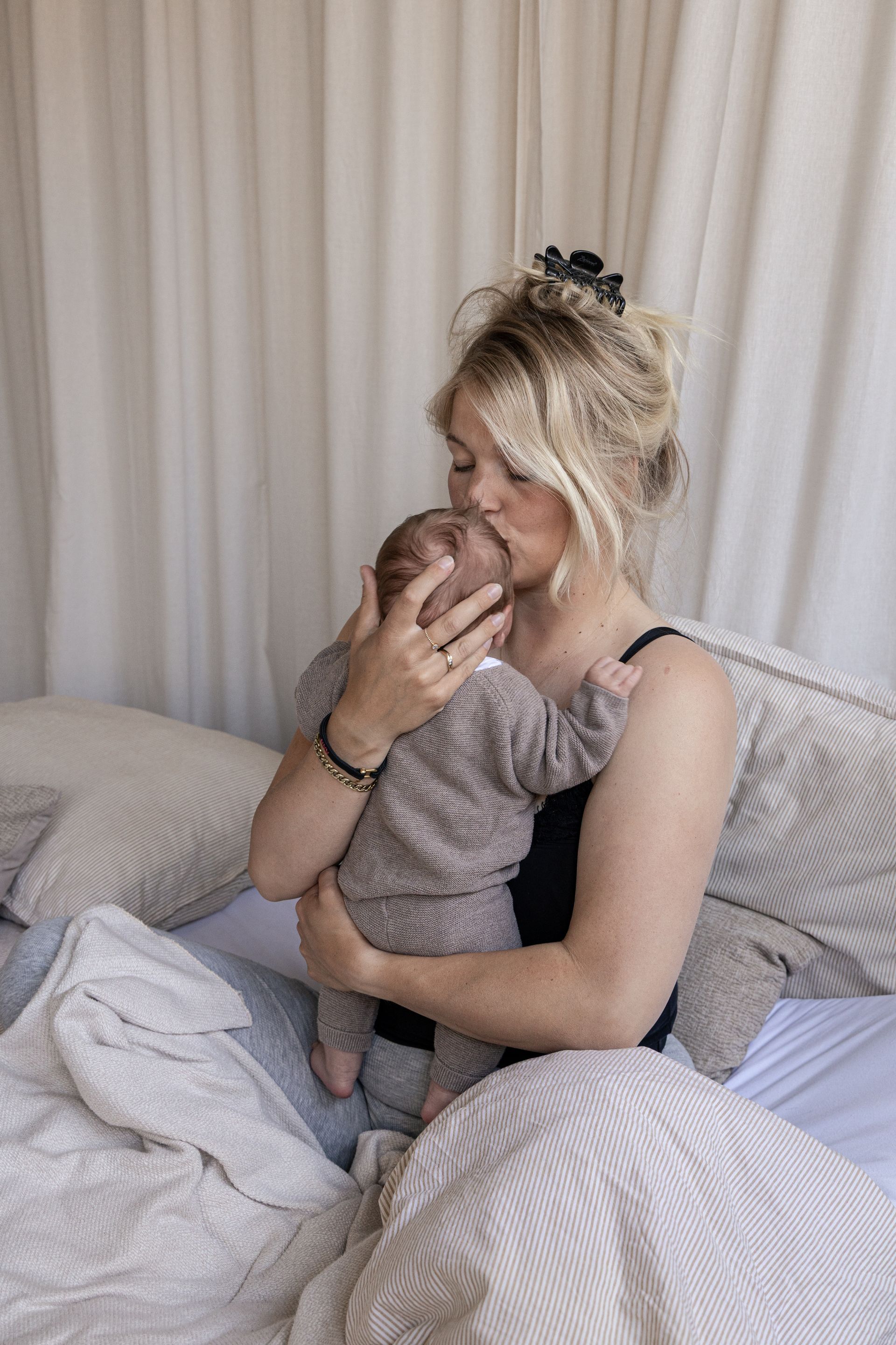 Puur Beeld Fotografie Genemuiden | Newbornfotografie