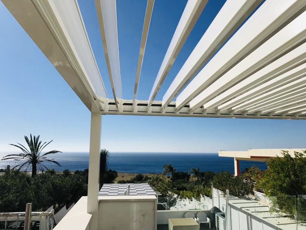 Pergole bioclimatiche