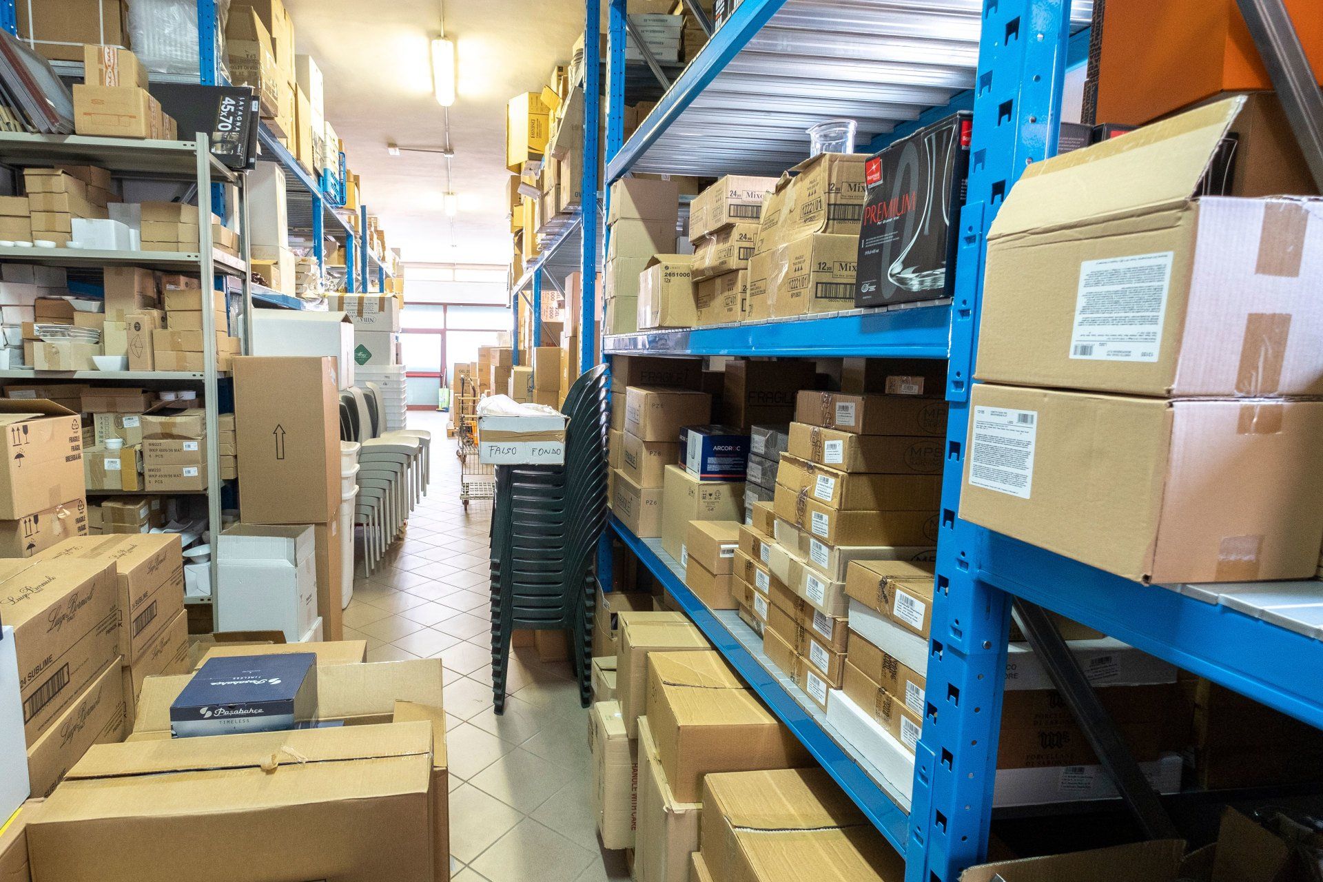 magazzino prodotti alberghieri