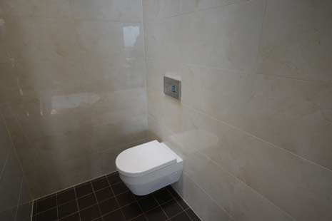 toilet with modern tiling