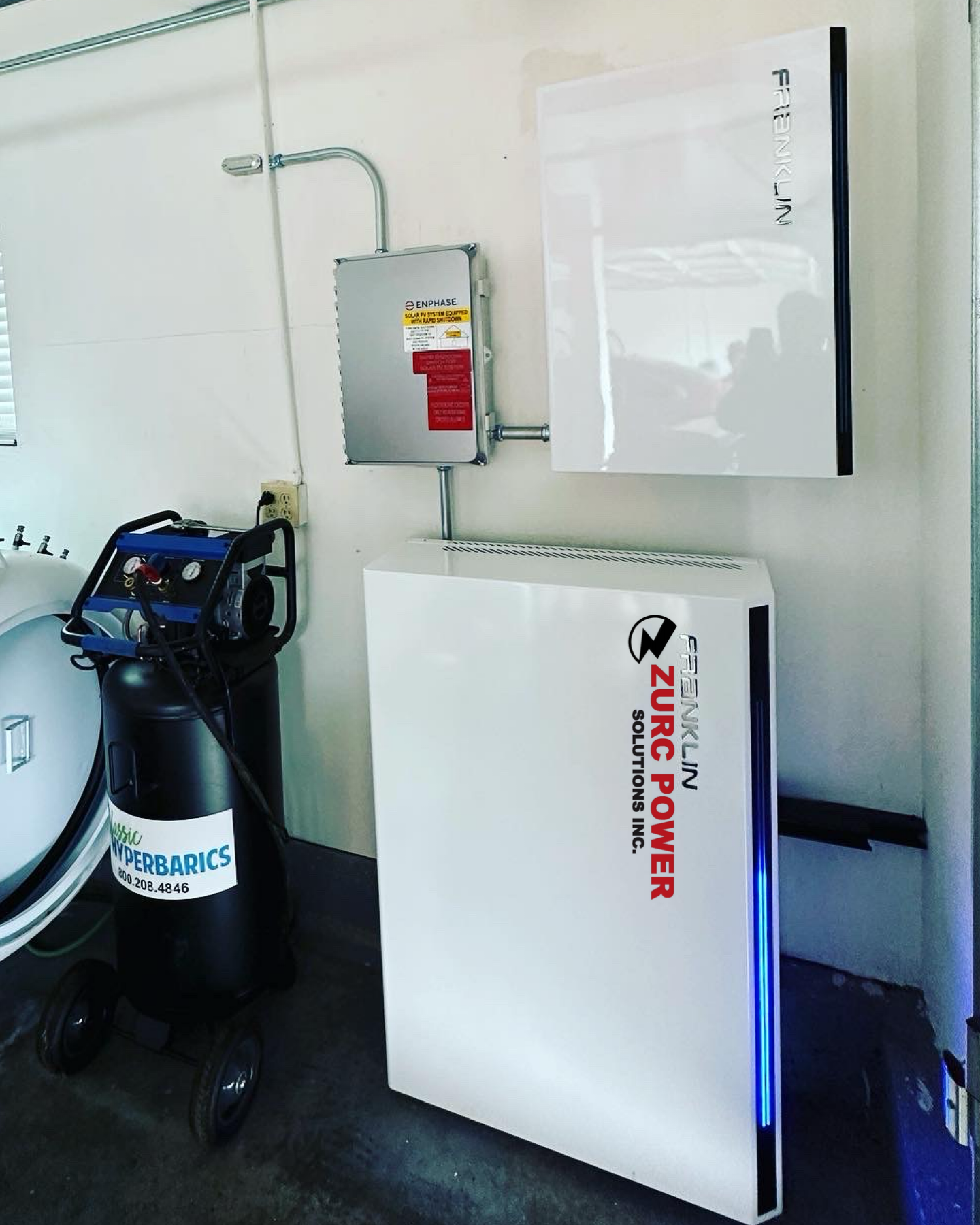 A white box that says zurc power on it