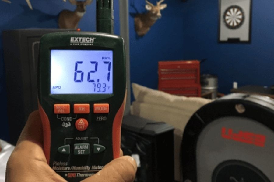 Moisture detection equipment