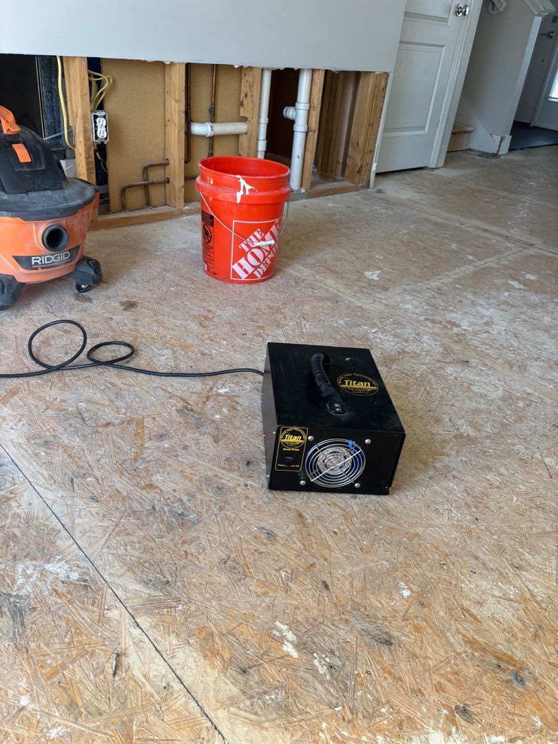 Ozone generator equipment used for smoke odor removal during fire restoration in St. Louis