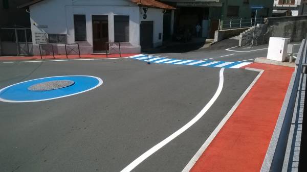 segnaletica in incrocio