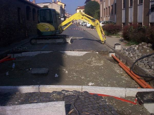 attraversamento pedonale in fase di cantiere