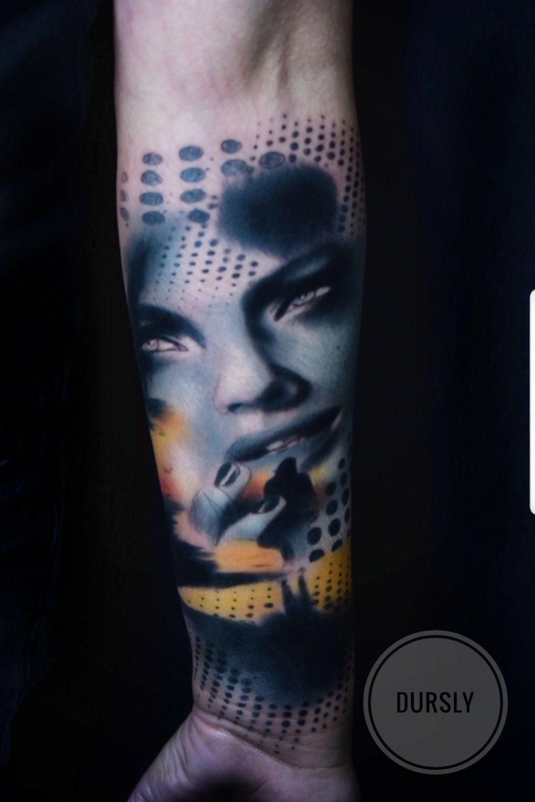 gezicht black and grey full colour tattoo