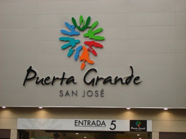 Relieves Rop - Avisos en Acrílico con Sistema de Iluminación