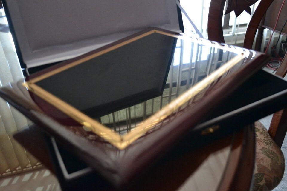 Relieves Rop - Placas conmemorativas