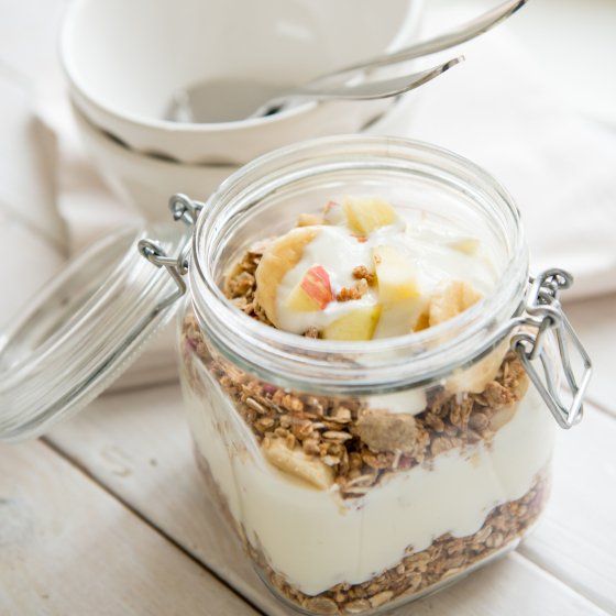 Granola Yogurt pour un event d'entreprise - réalisé par Biorganic traiteur bio et éco-responsable en Belgique