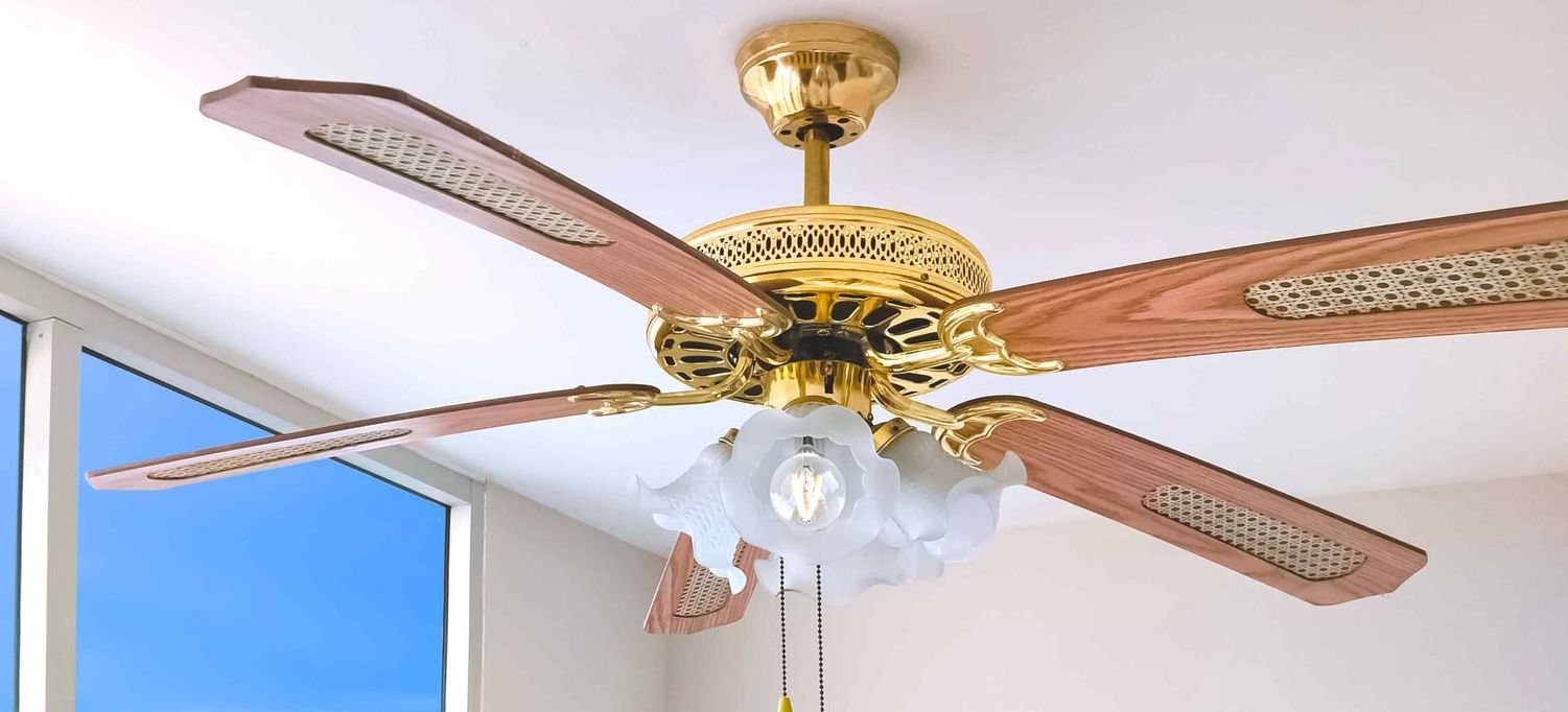 Vintage Ceiling Fan With Lights In Modern Room