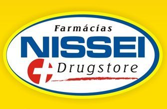 Um logotipo para a drogaria nissei em um fundo amarelo