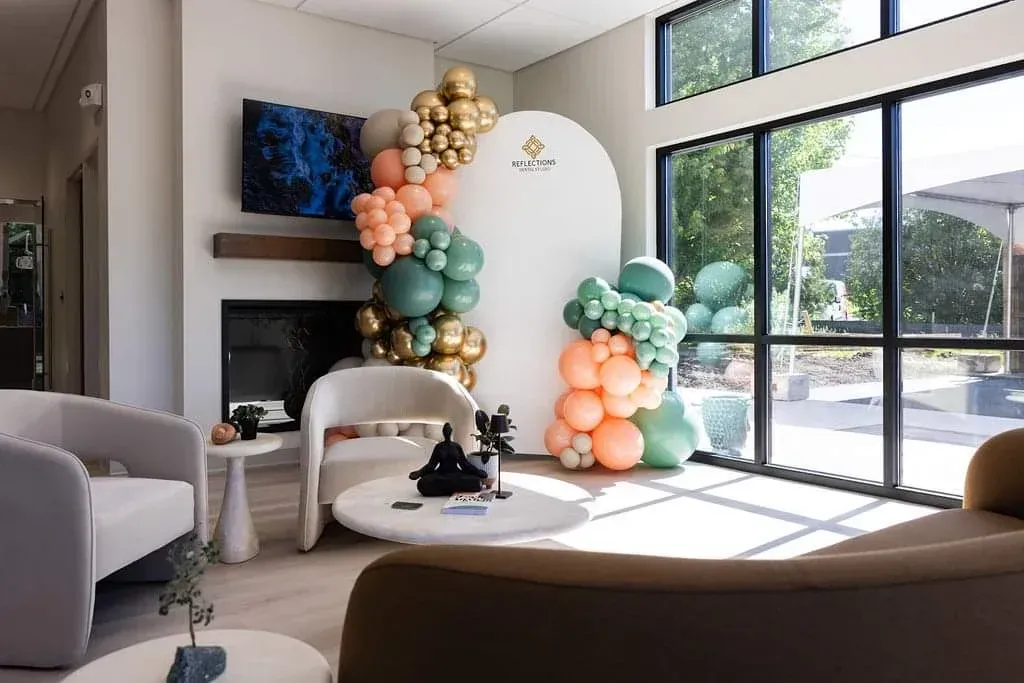 custom corporate decorations