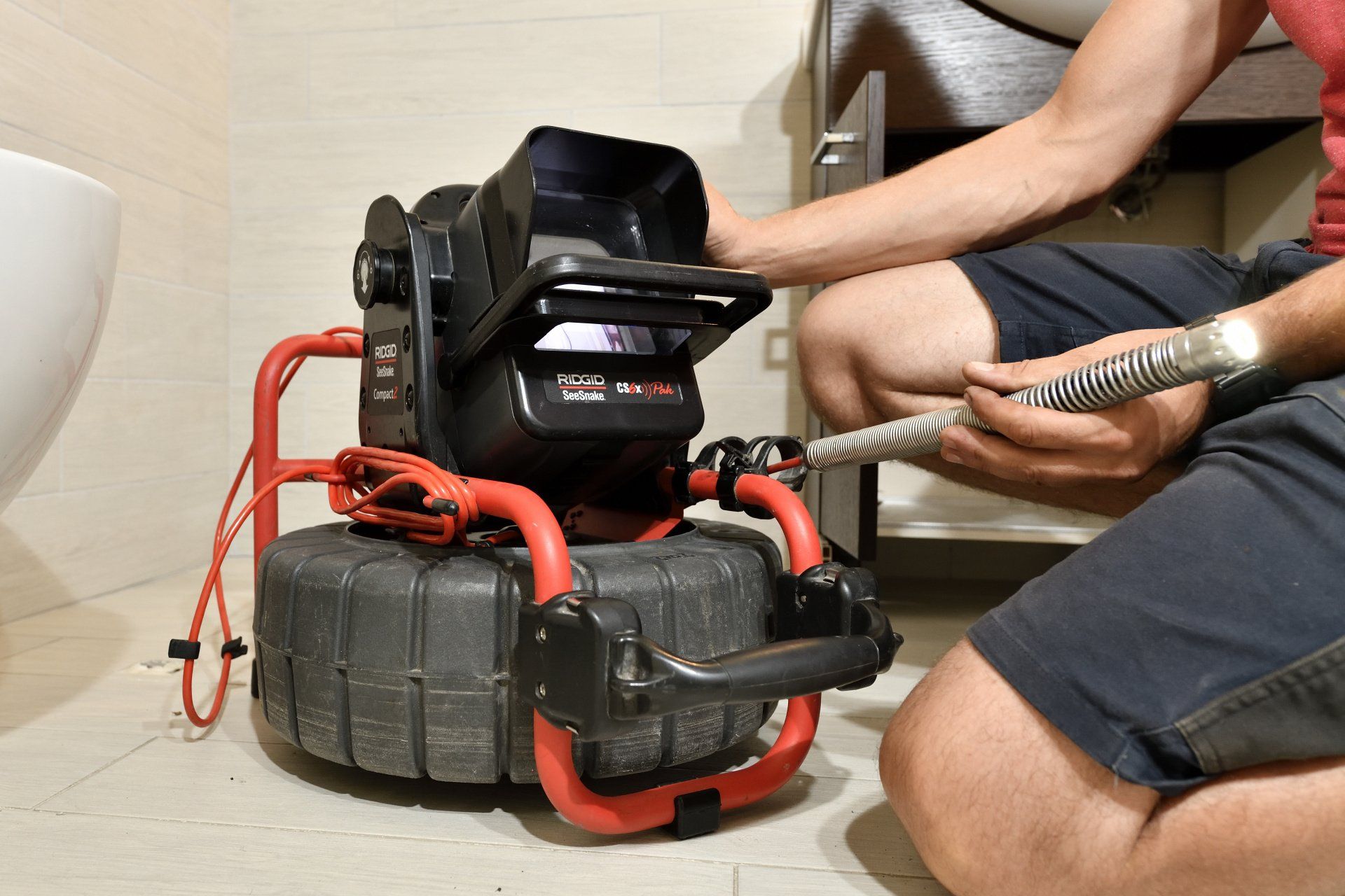 controllo tubature acqua