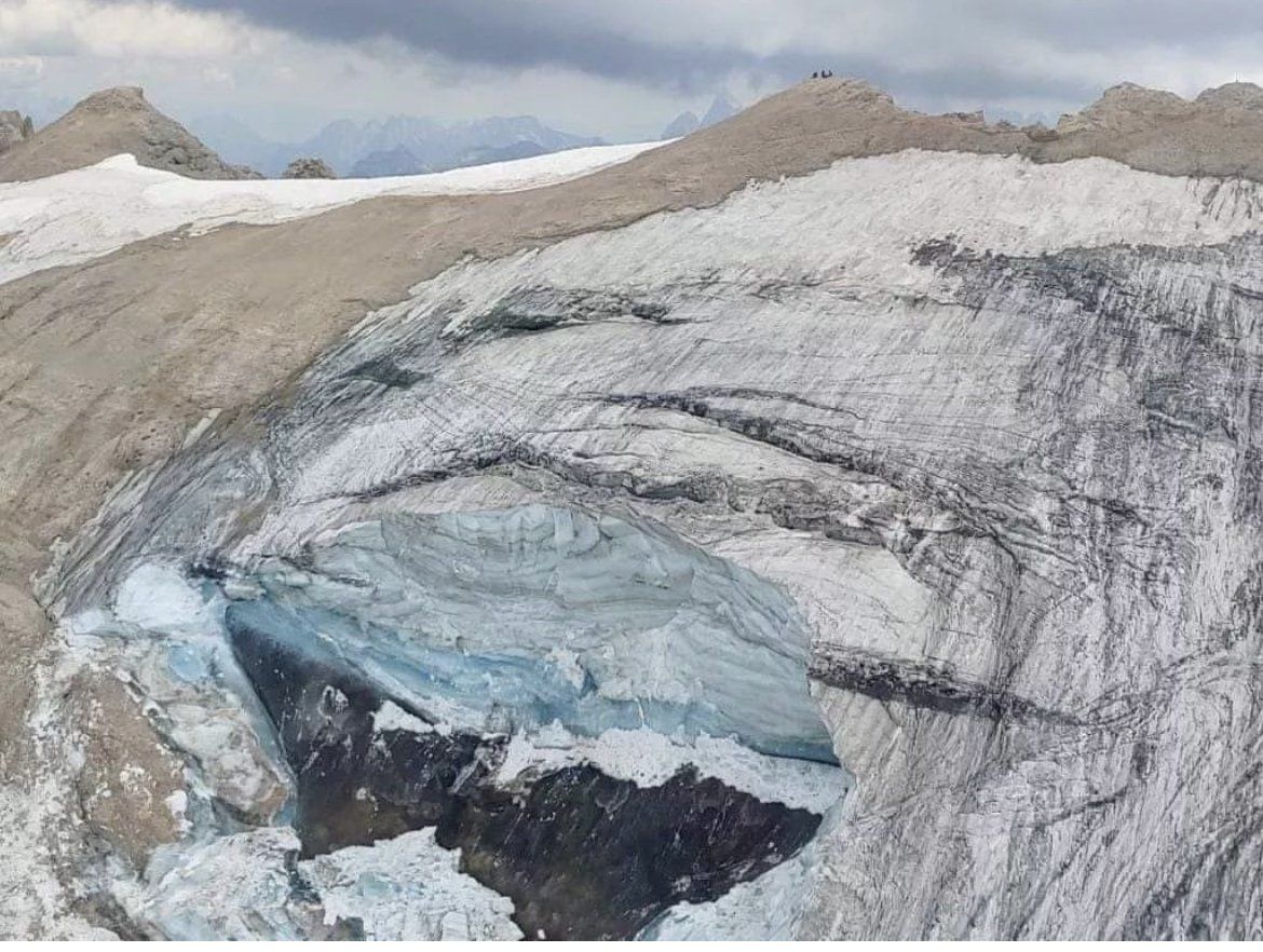 Der Gletscherbruch an der Marmolada in den Dolomiten vom 3. Juli 2022