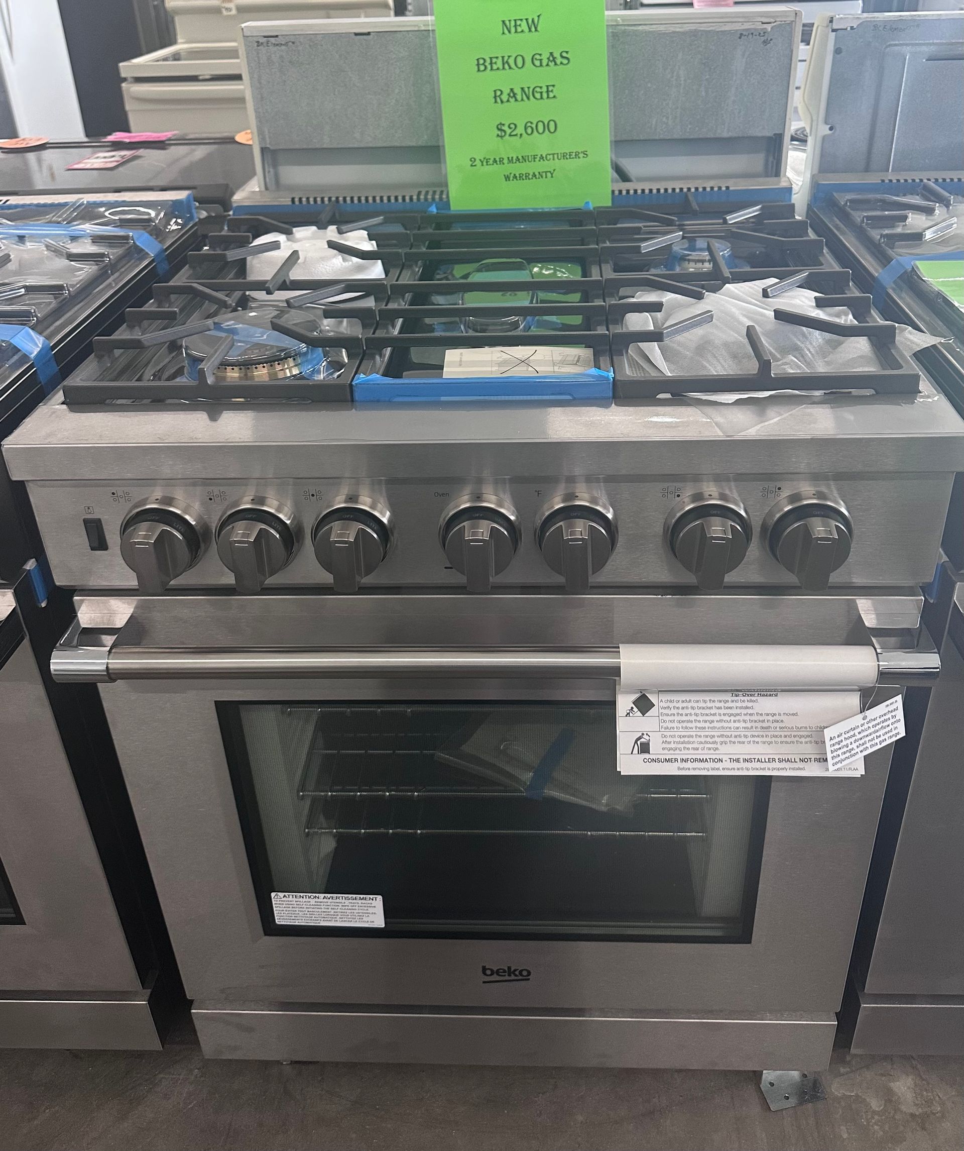 NEW Beko gas stove