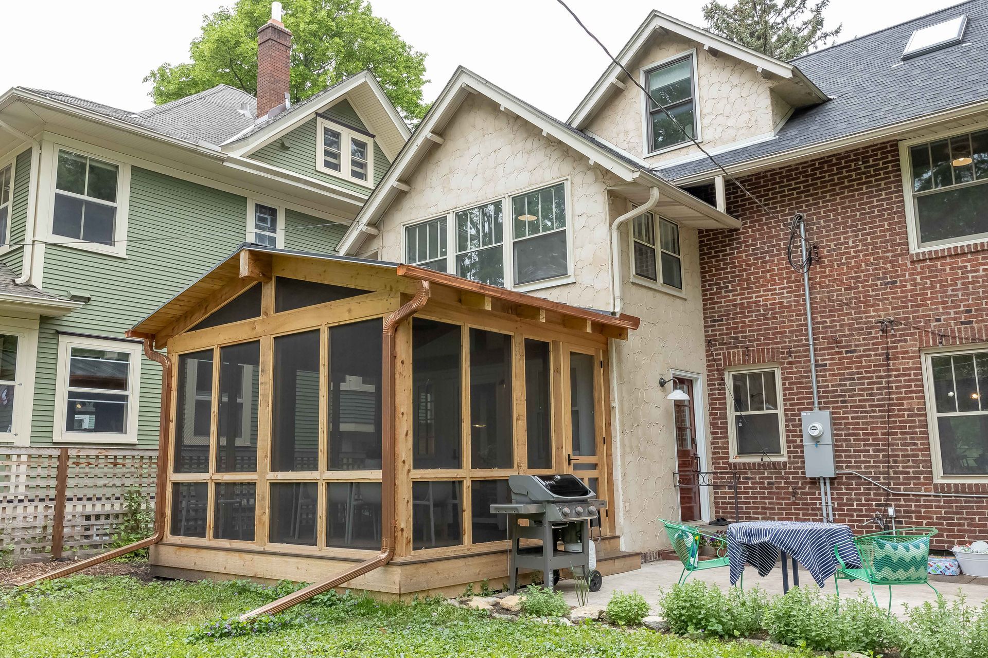 118 Amherst exterior