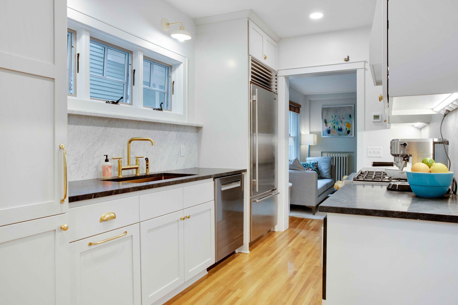 118 Amherst Interior