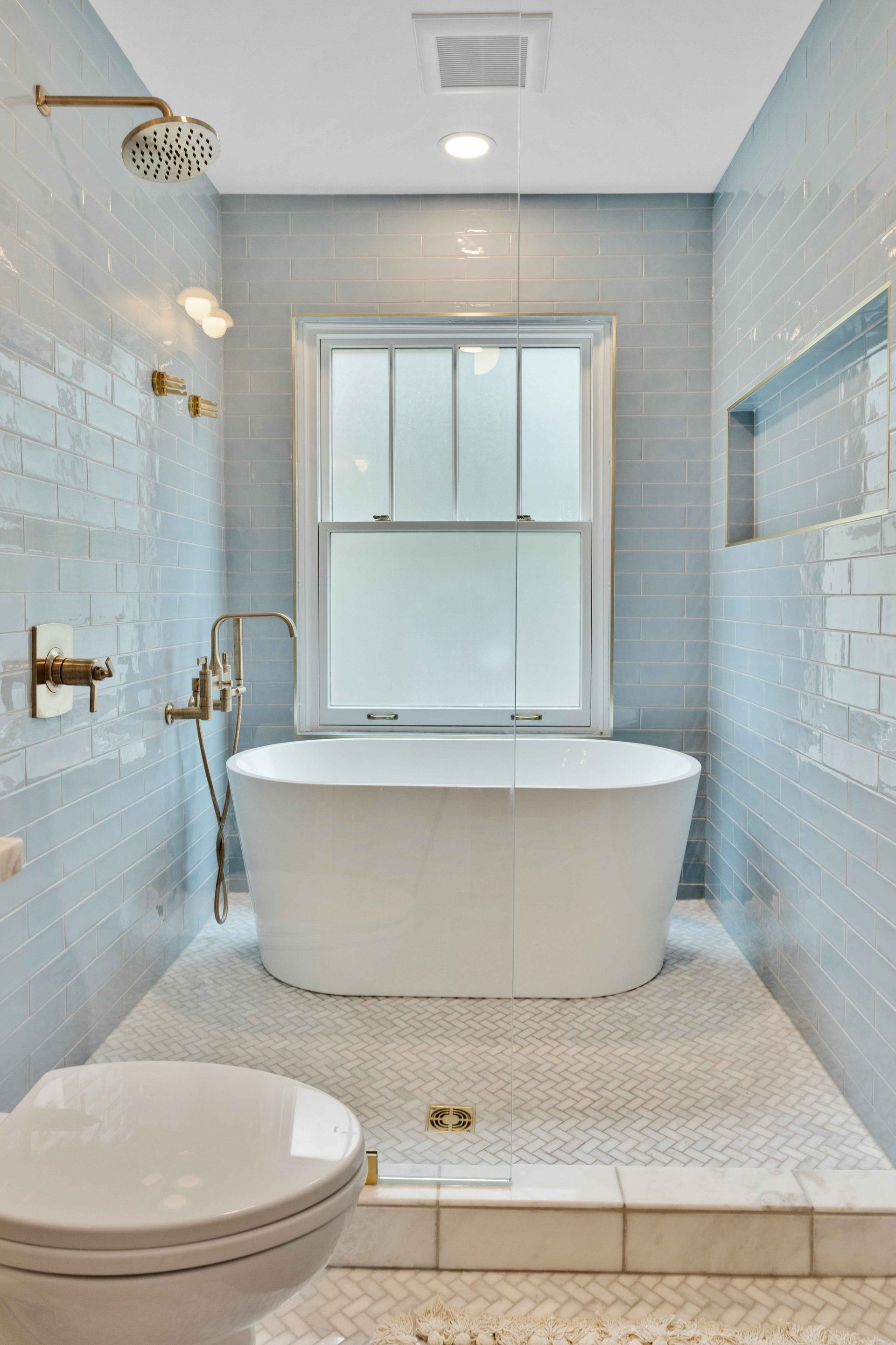 118 Amherst Interior