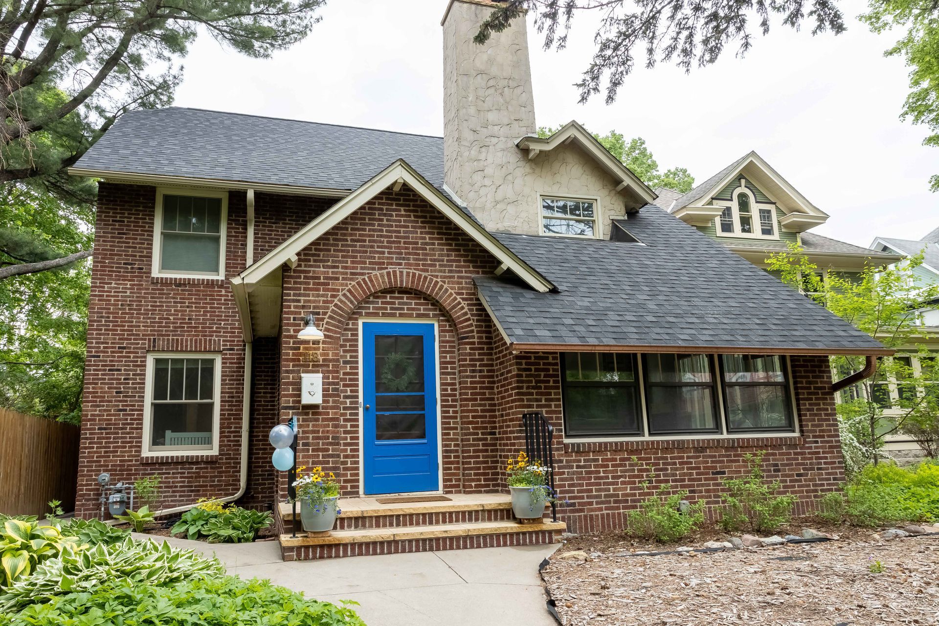 118 Amherst exterior