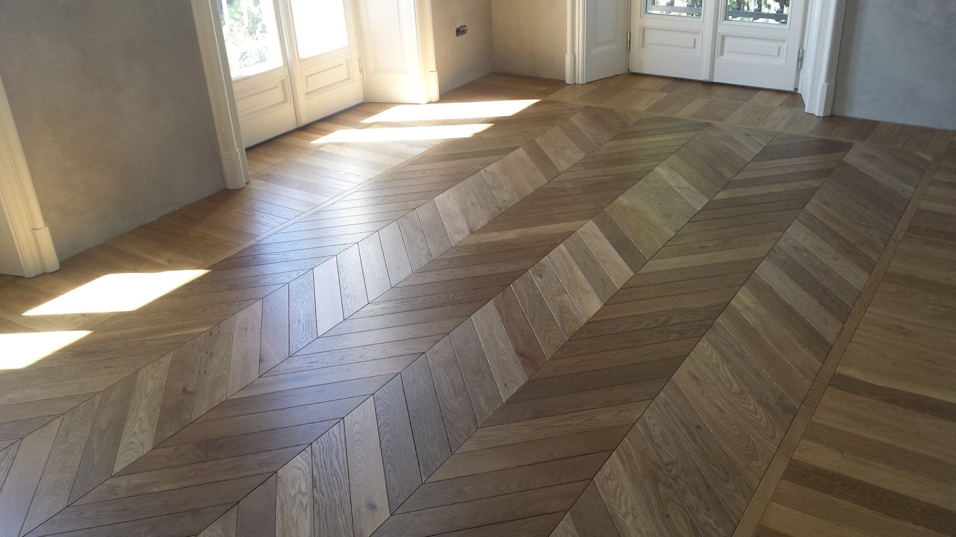 parquet con decorazione di una gerca