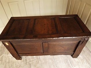 Gouge carved  coffer country oak furniture the antiques source steeple ashton Wiltshire BA14 6HH