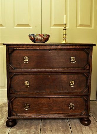 vintage moulded front chest of drawers country oak furniture the antiques source steeple ashton Wiltshire BA14 6HH
