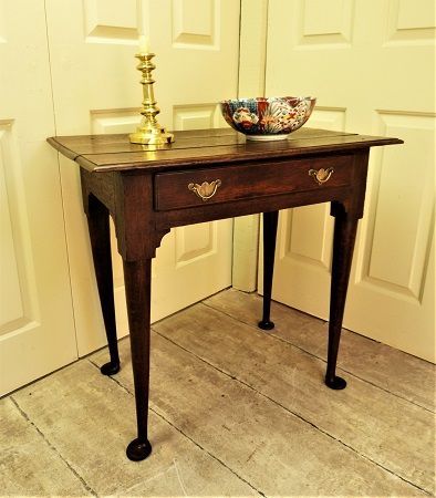 padfoot  side table country oak furniture the antiques source steeple ashton Wiltshire BA14 6HH