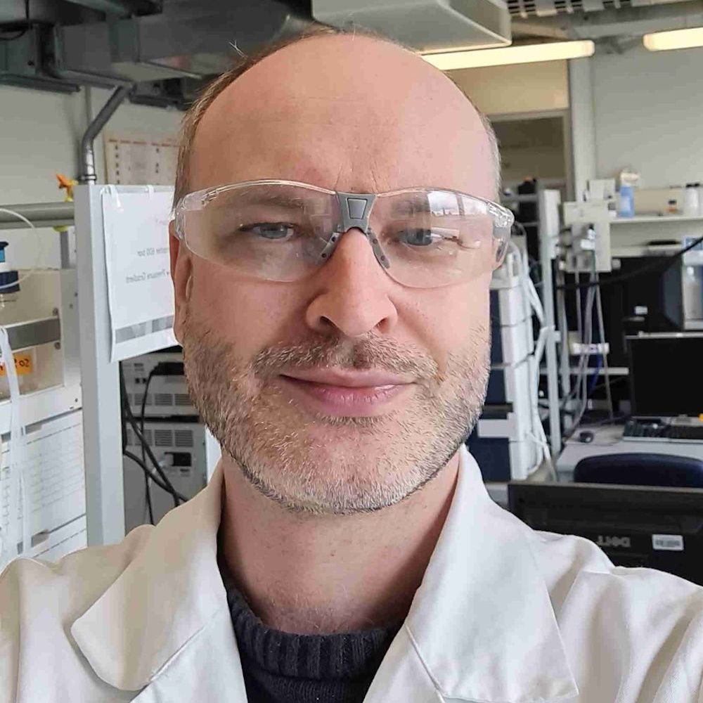 Dr. Andreas Loebers