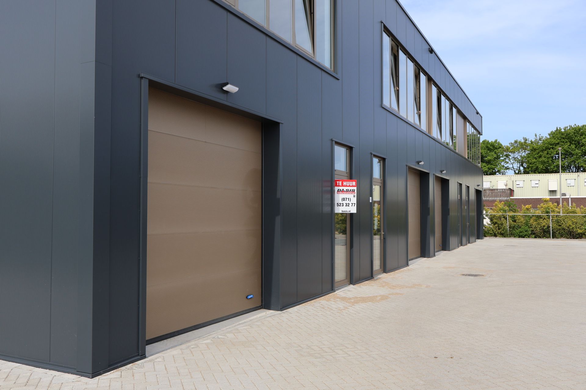 Nieuwbouw van 8 bedrijfsunits gerealiseerd door Meijer met moderne en functionele bedrijfsunits