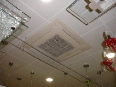 Condizionatore controsoffitto