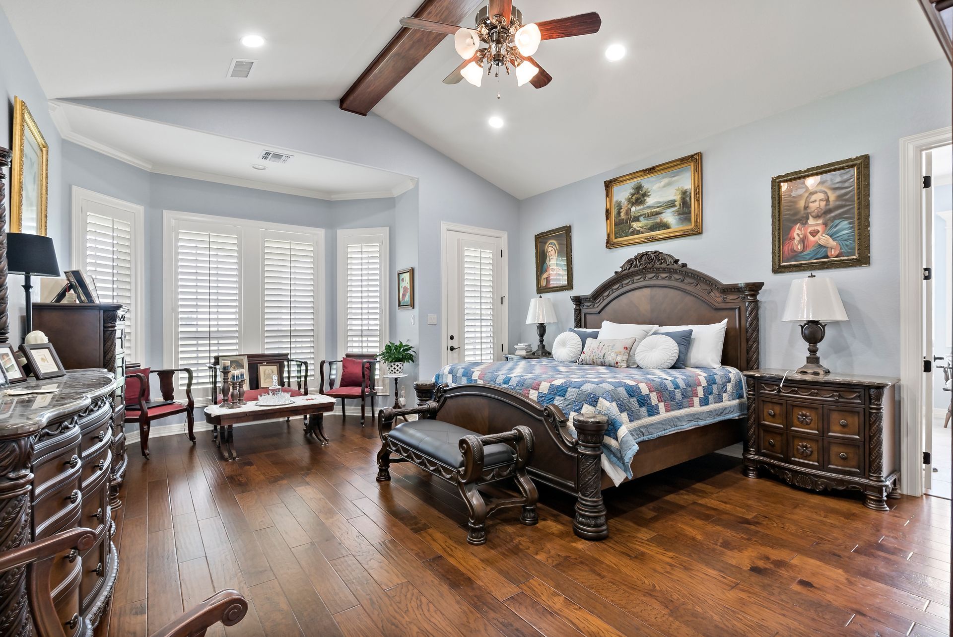 There is a large bed in the middle of the room.