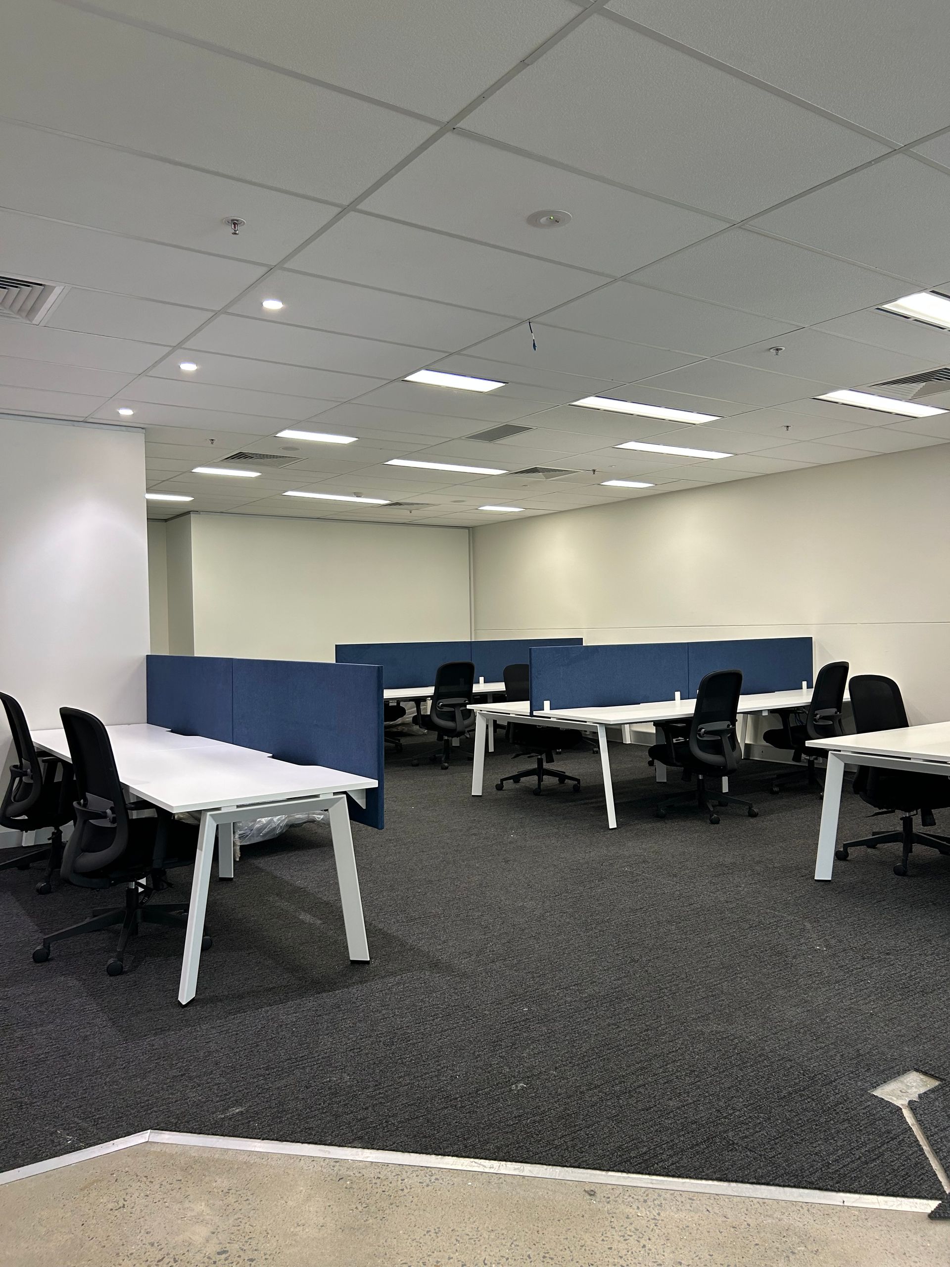 custom office furniture brisbane