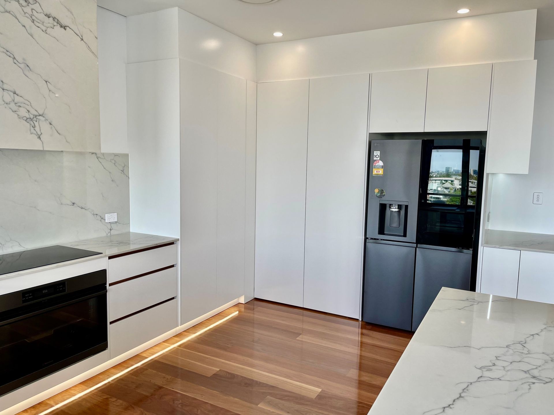 kitchen cabinet maker