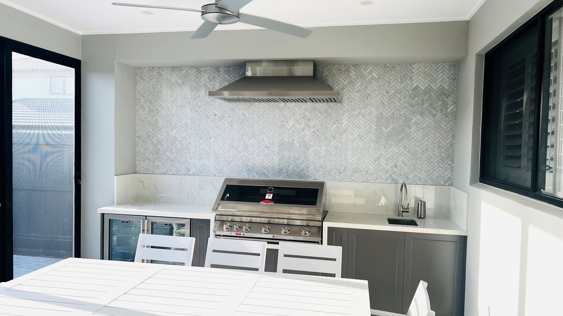 waterproof outdoor kitchens