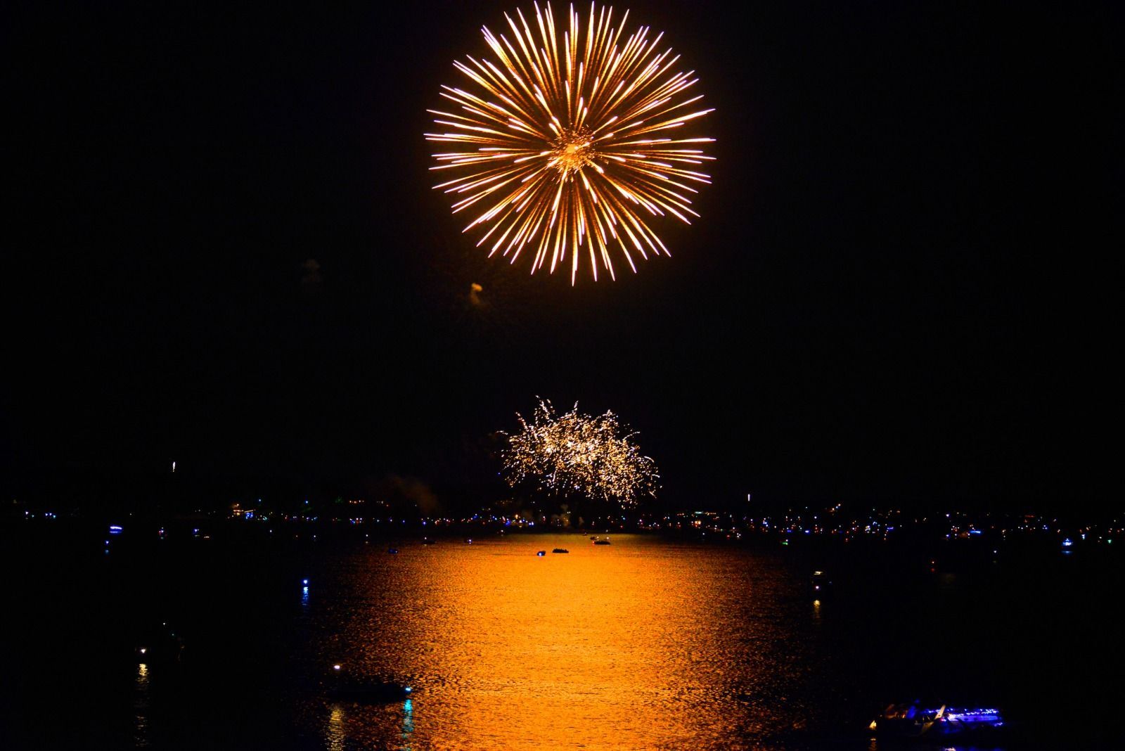 Grand Lake Fireworks 