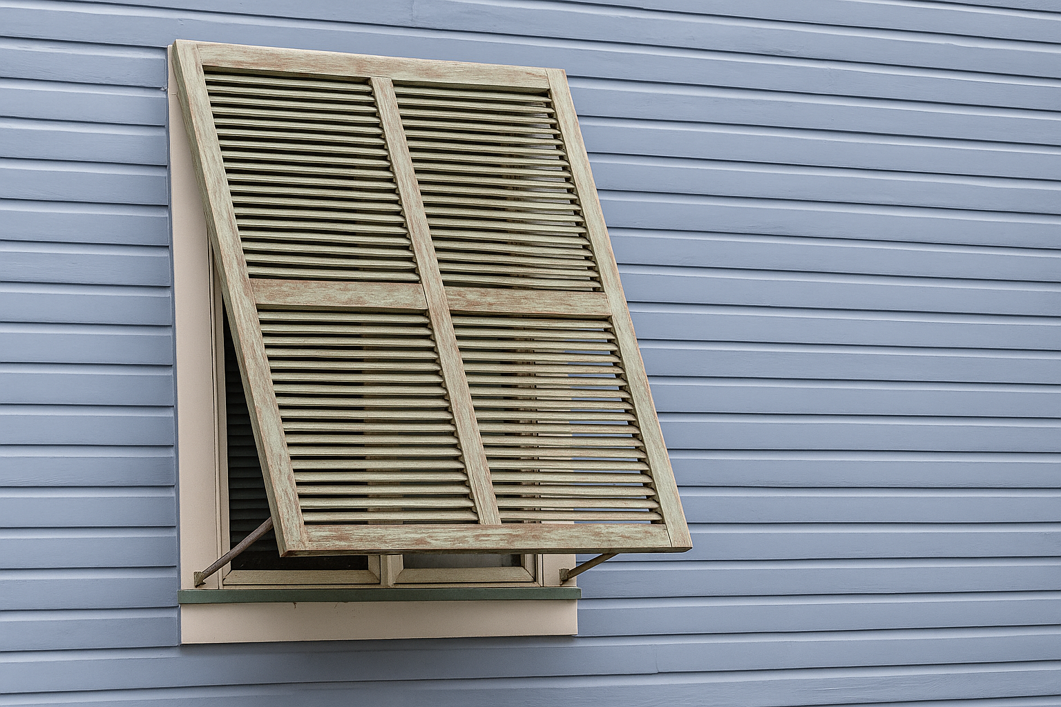 Are Window Shutters Damaged by Wind Covered by Insurance?
