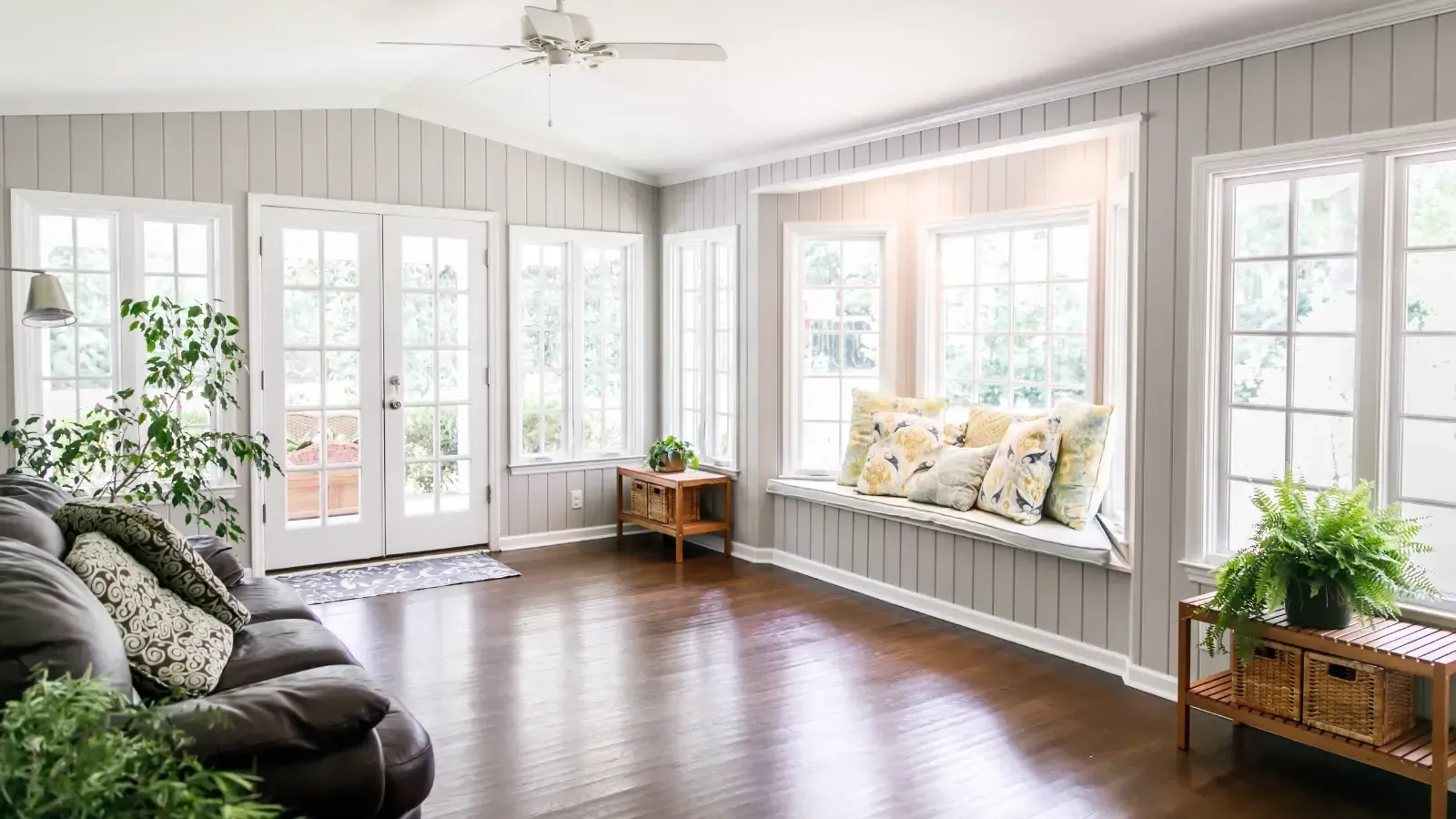 Best Window Treatments for Sunroom Ceilings and Glass Roofs