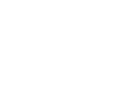 Ritratto professionale di una persona che indossa un blazer blu scuro e una camicia azzurra con colletto, su sfondo bianco.