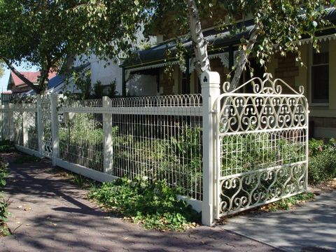 Woven Fences — Somerton Vic — EMU Industries