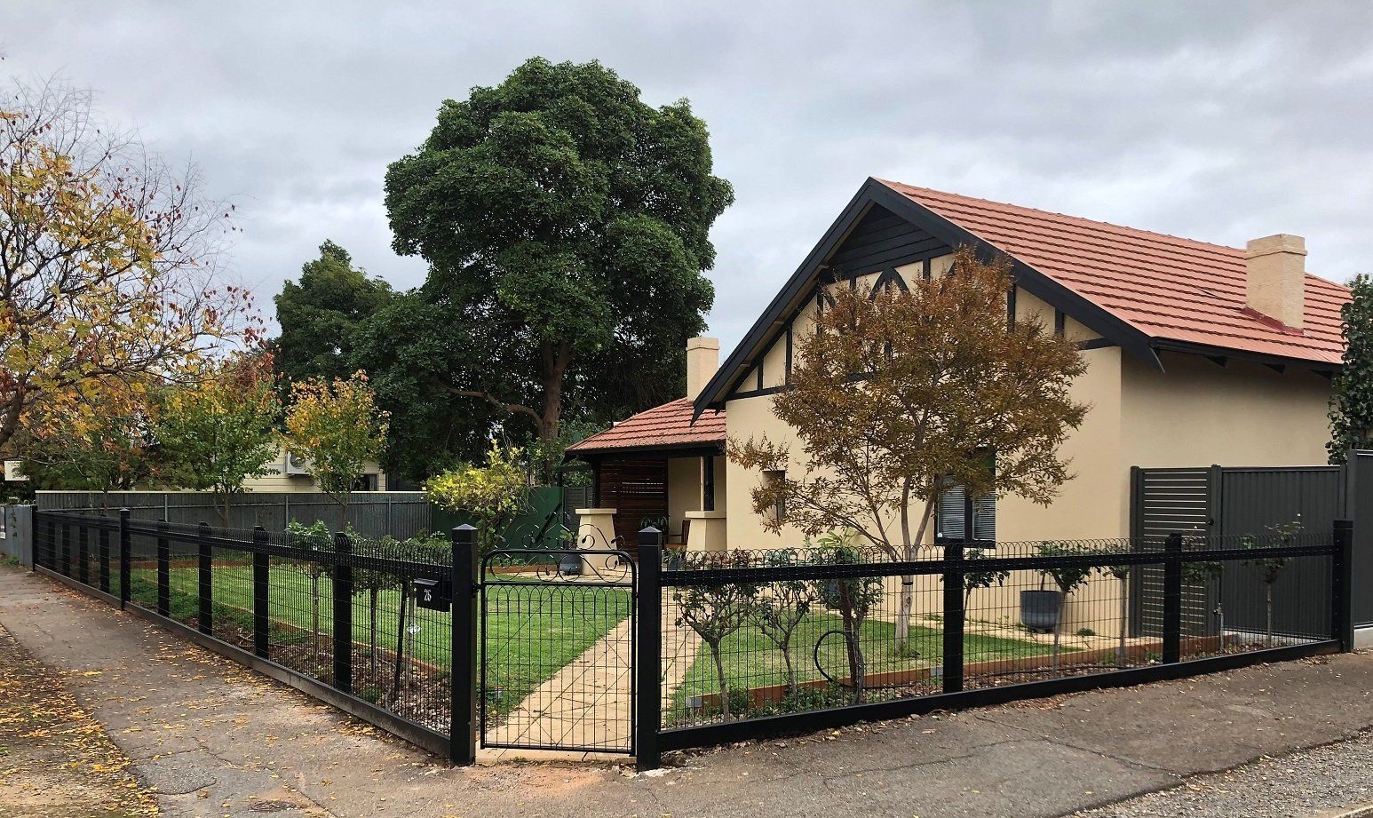 Woven Wire Gates — Somerton Vic — EMU Industries