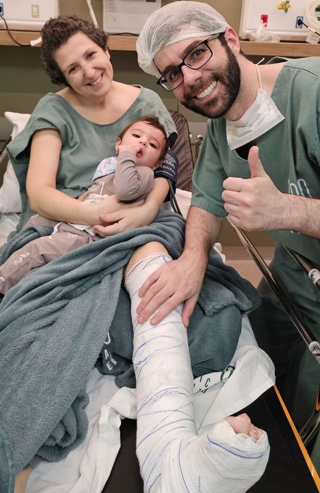 Médico Especialista em cirurgia dos nervos periféricos