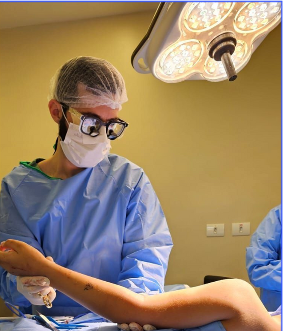 Especialista mais renomado do brasil em cirurgia de nervos periféricos. Melhor neurocirurgião que opera nervos do Brasil.