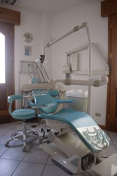 Interni dello studio dentistico Orsini all'Aquila