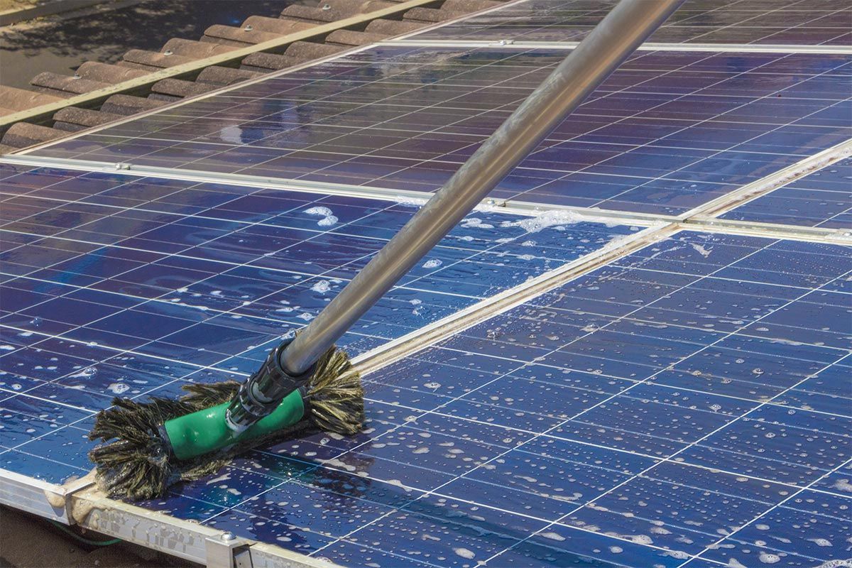 Toowoomba Handyman Cleaning Solar Panels