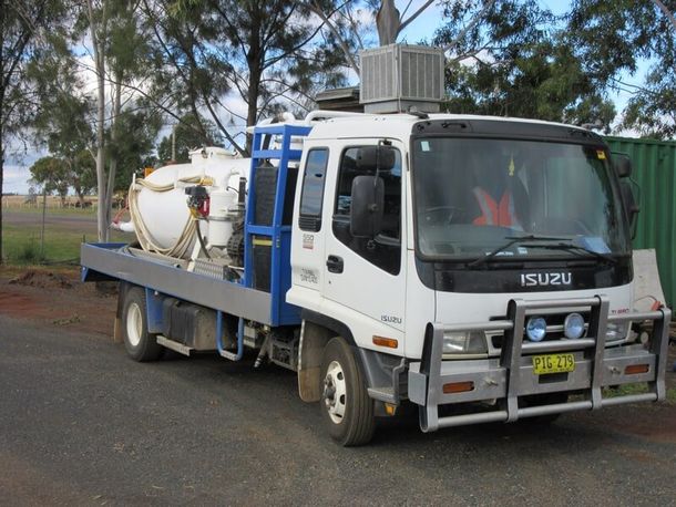 White Truck — Sam’s Waste Management & Hire in Dubbo, NSW