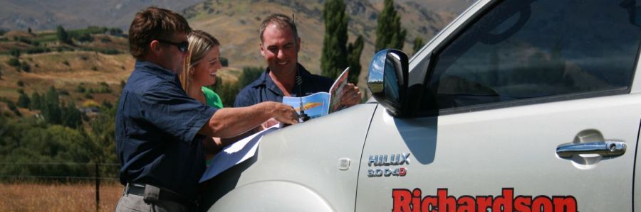 Lady calling about plumbing and gas fitting in Queenstown