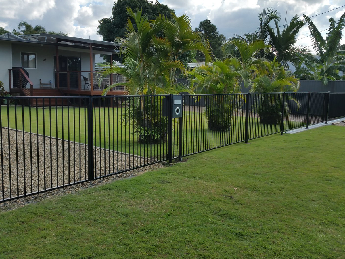 fencing contractors south brisbane