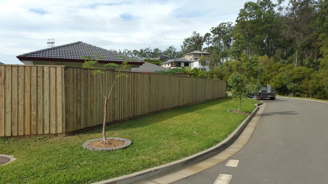 Timber wood Fences Gold Coast