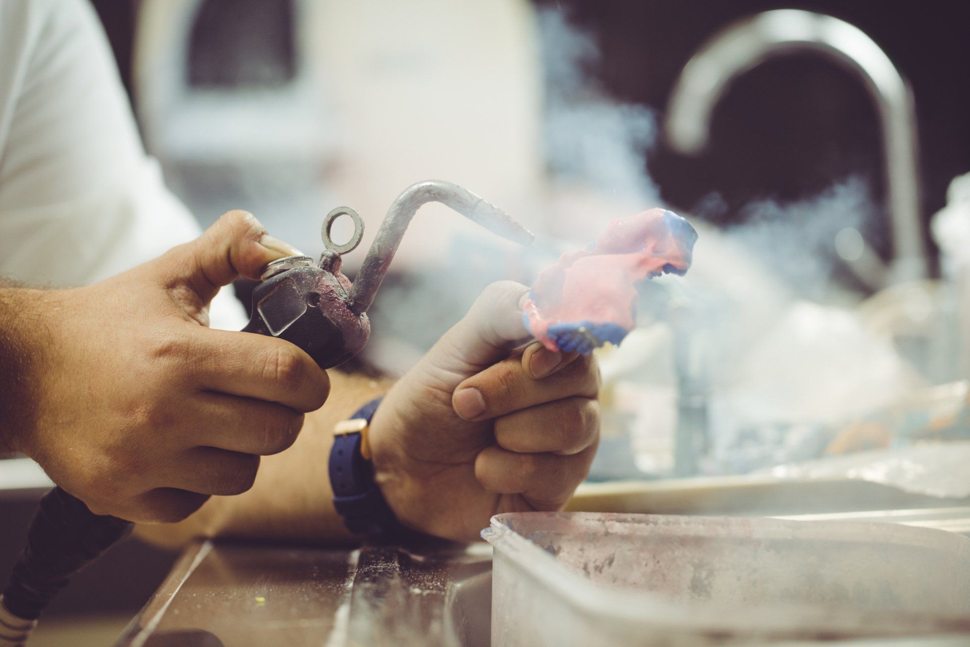 High Pressure Cleaning Denture - Wangara, NSW - Chromex Dental